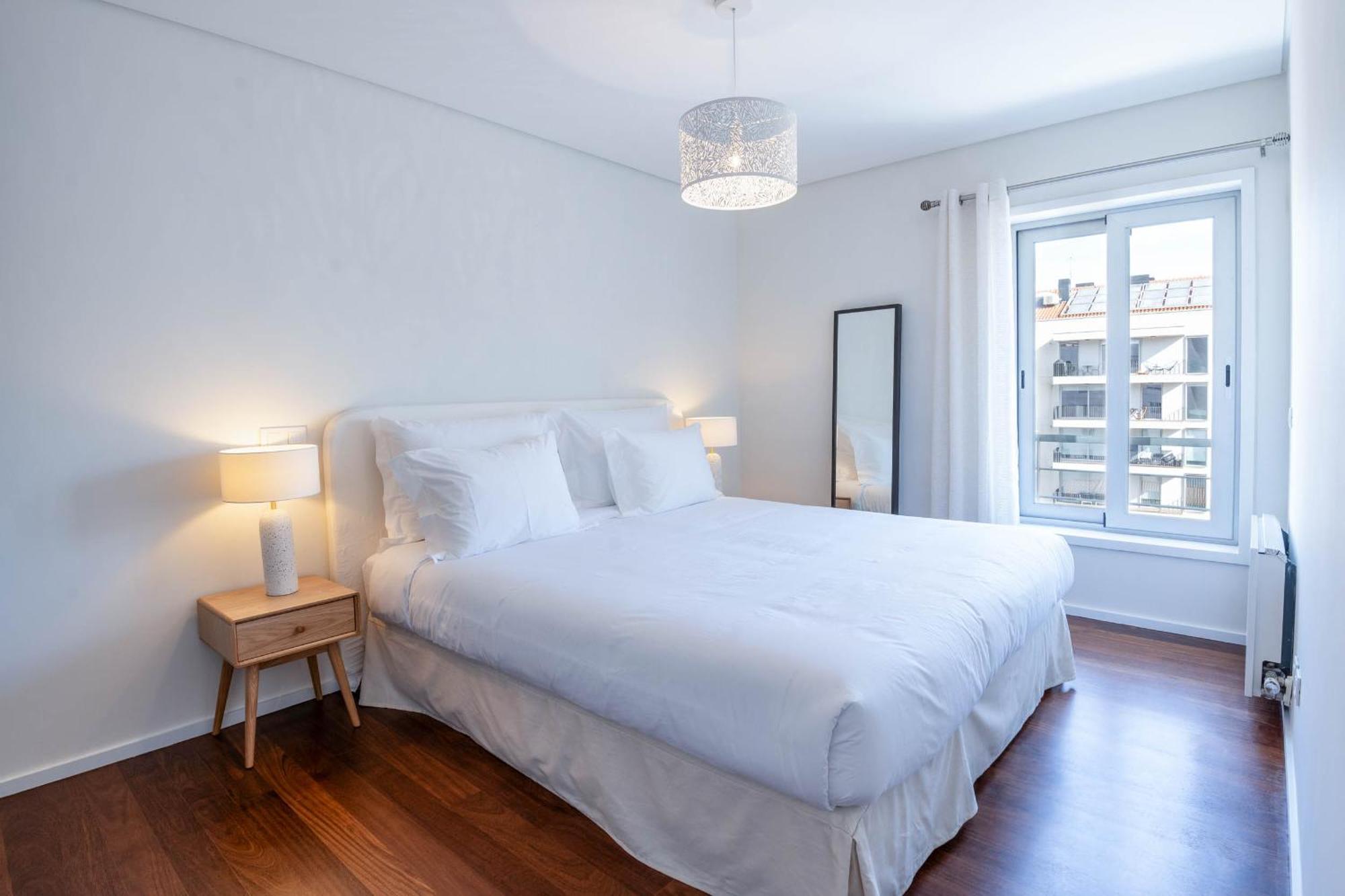 Cedofeita Sunny Apartment - Balcony & Parking Порто Екстериор снимка